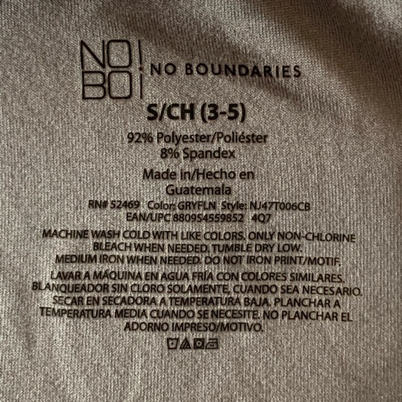 Gray V-nexk long sleeve shirt! - Picture 3 of 3